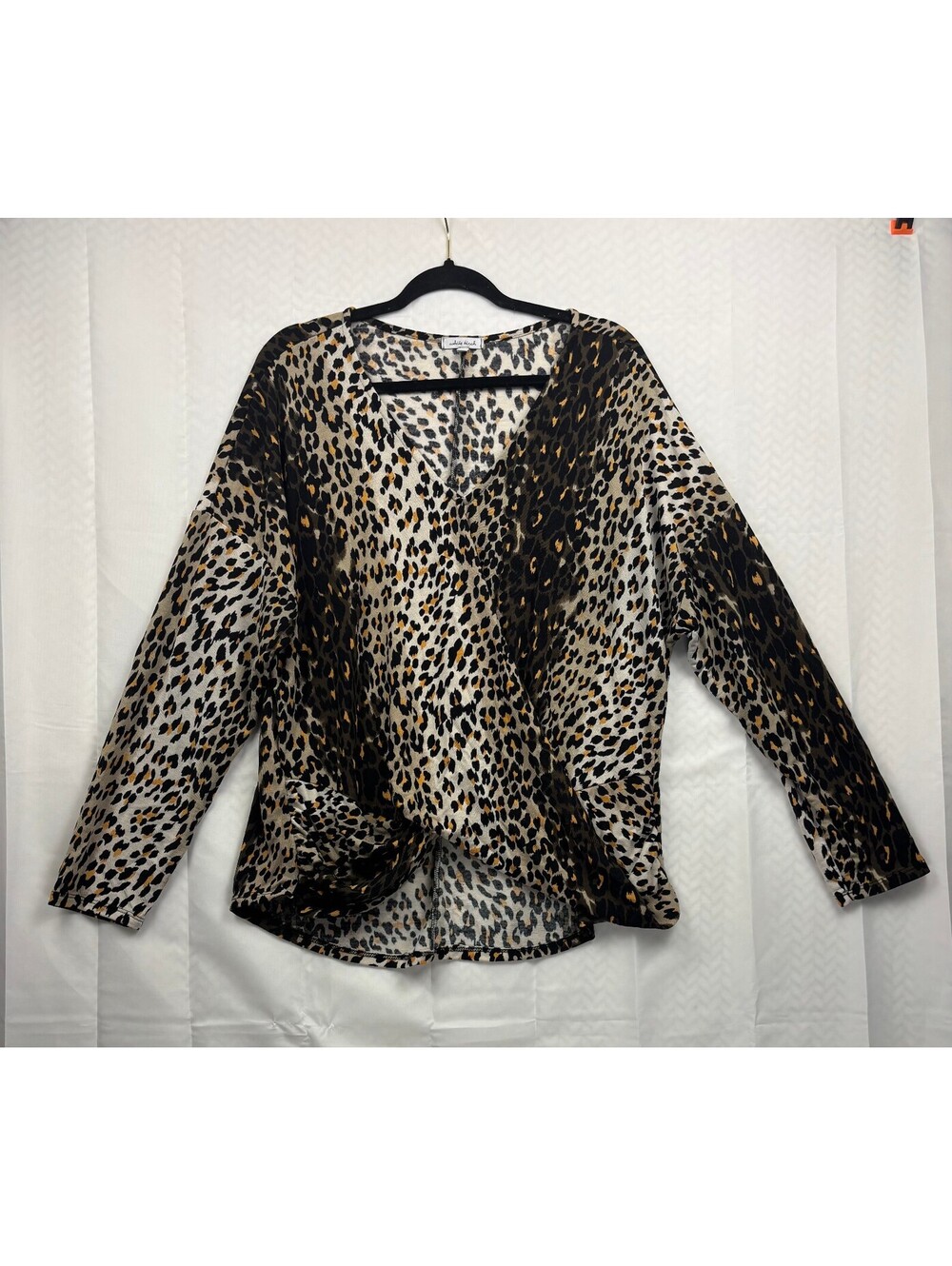White Birch XL Leopard Print Long Sleeve Blouse
